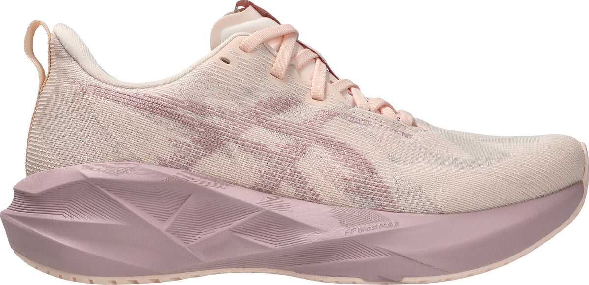 Women's NovaBlast 5 Road Running Shoes - Pink