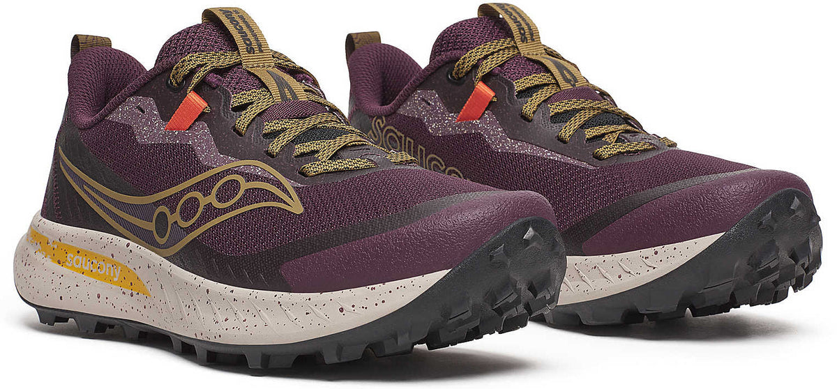 Women's Peregrine 15 Trail Running Shoes - Red